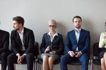 discrimination senior 55 ans embauche