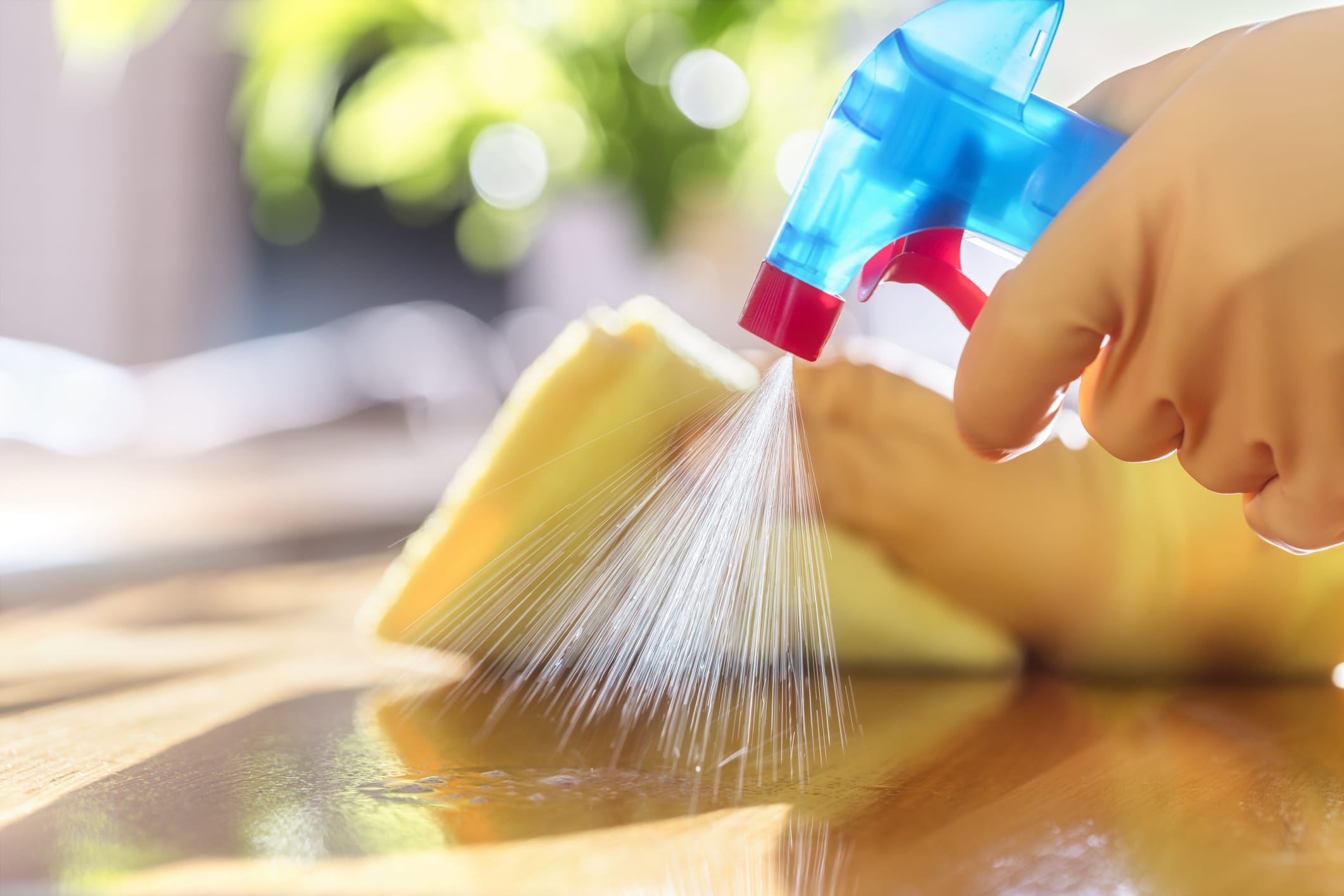attention produits ménagers lingettes santé