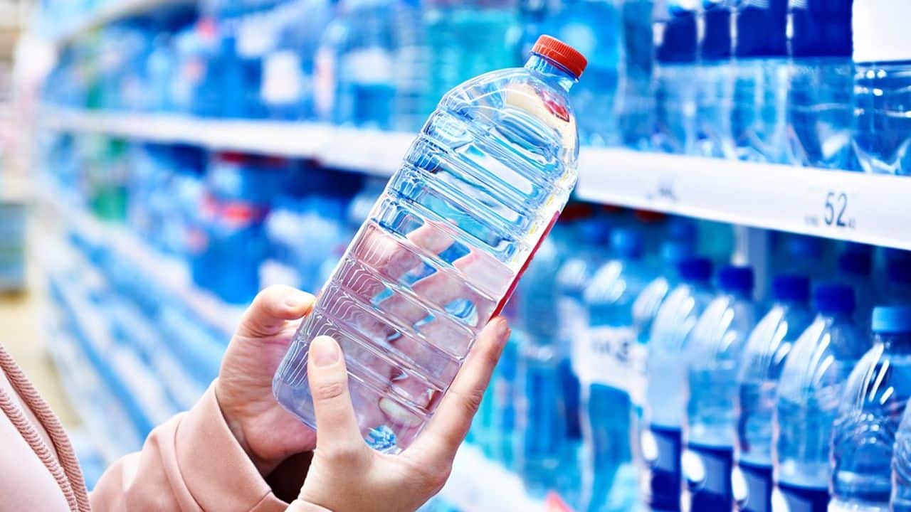 eau vittel scandale Nestlé waters
