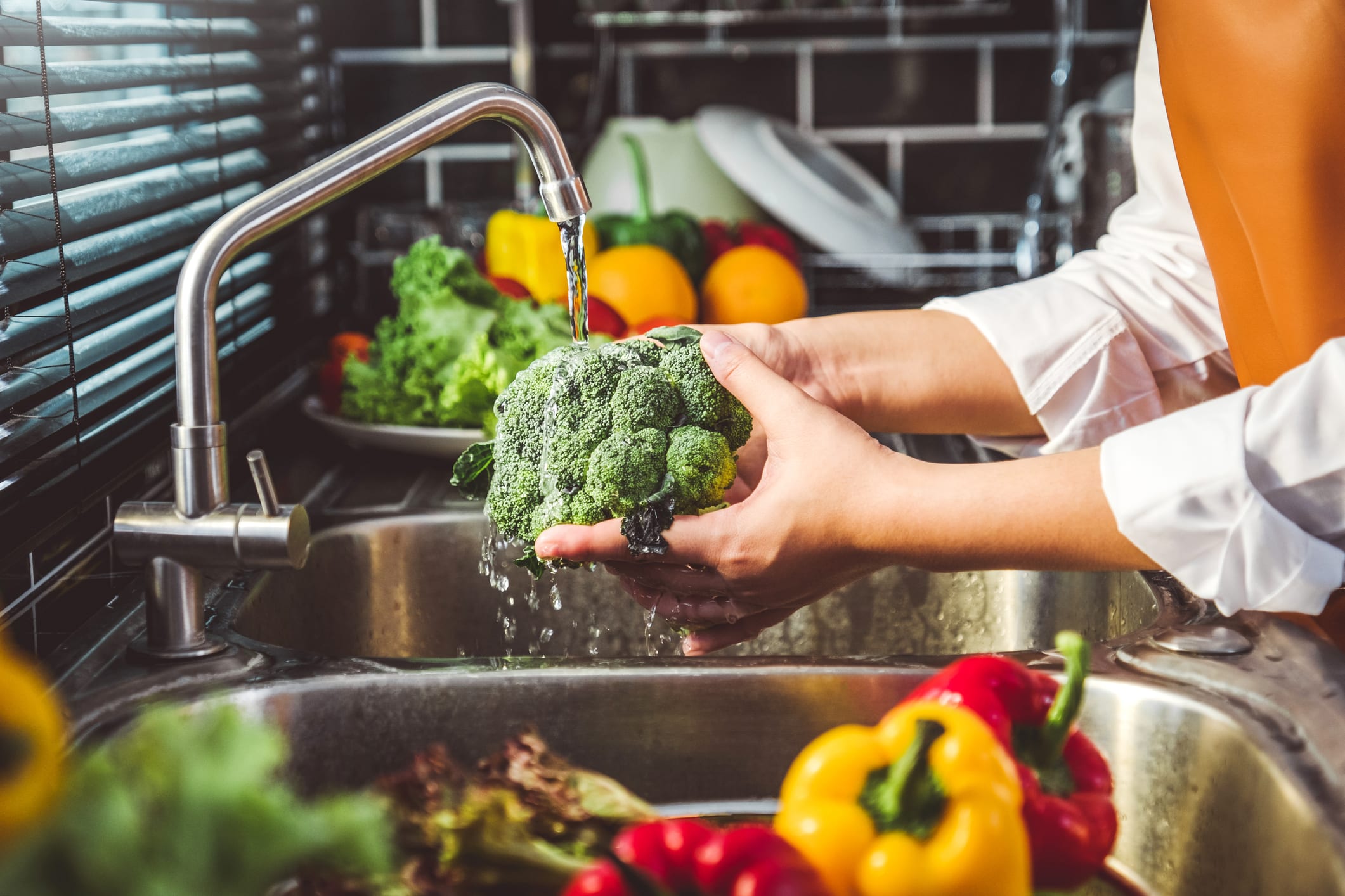 Donner une seconde vie à l'eau : astuces pour optimiser chaque goutte
