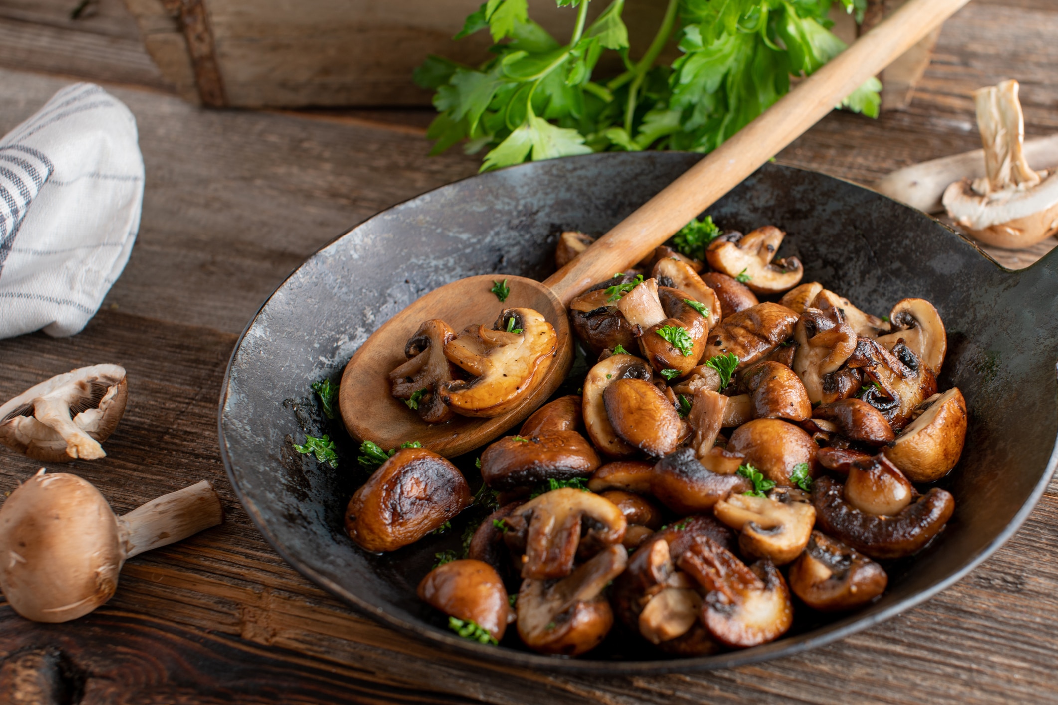 À la découverte des champignons, noisettes et herbes fraîches : l'harmonie parfaite