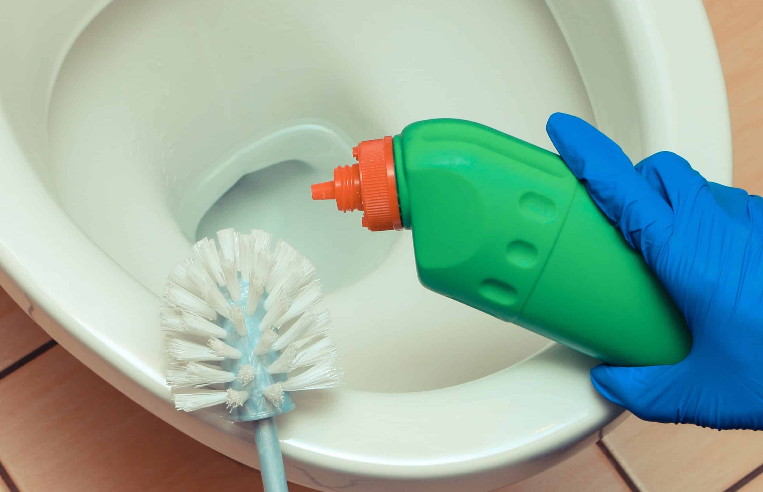 Derrière la promesse de propreté : les dangers cachés que personne ne soupçonne