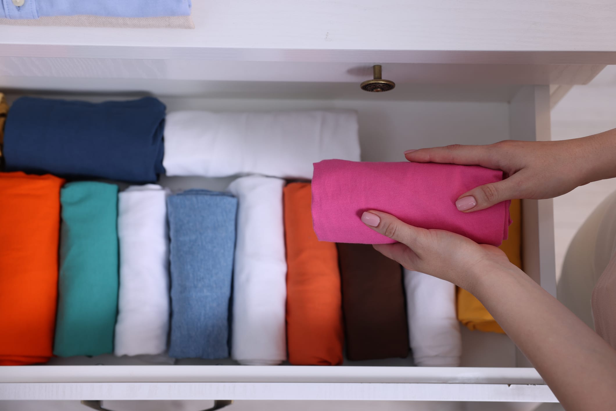 Plier en rouleaux : la technique révolutionnaire qui change tout