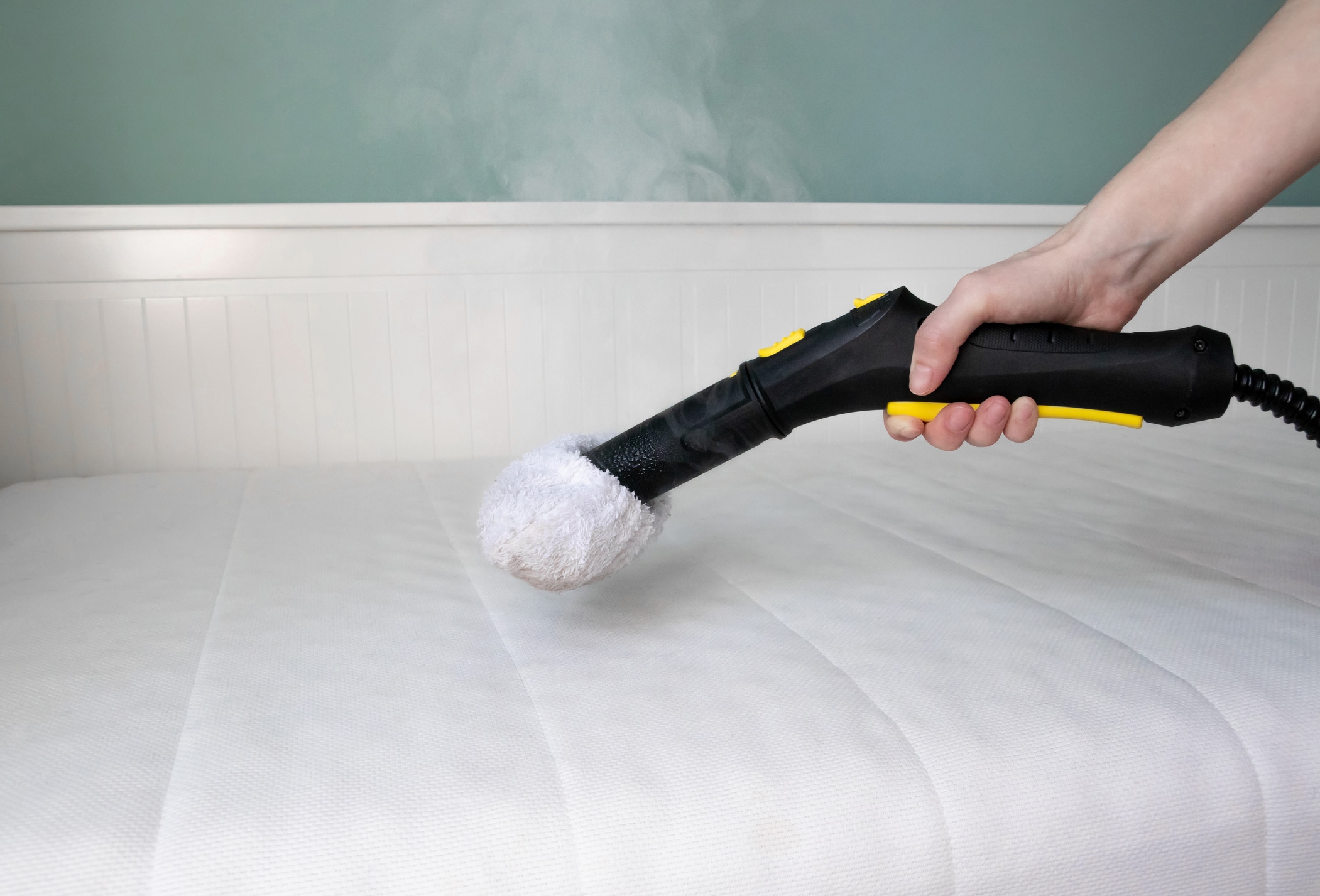 La routine efficace : vapeur, bicarbonate et astuces étonnantes pour un nettoyage profond