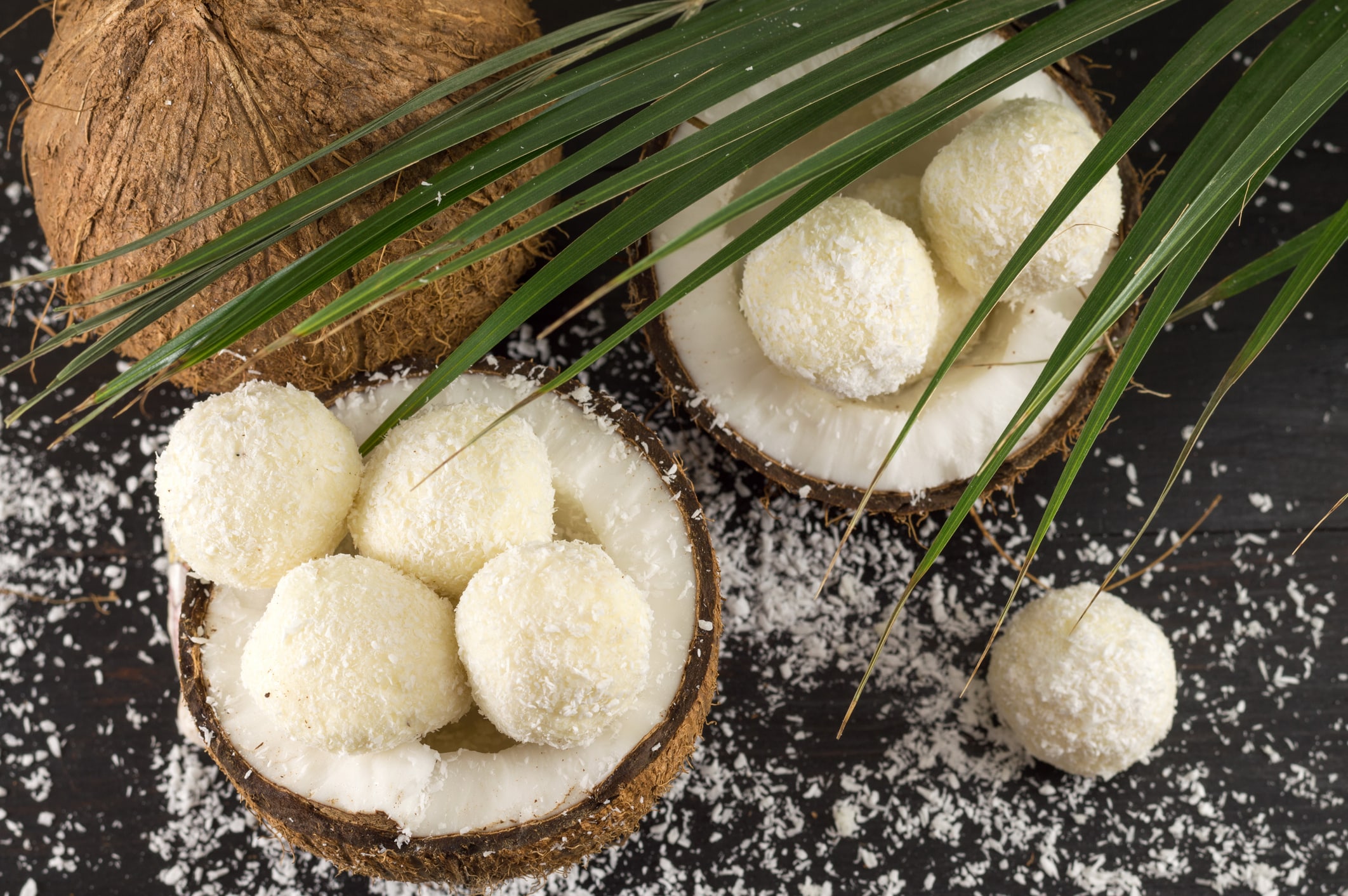 La variante qui fait fondre les cœurs : la perle de coco surprise au chocolat noir