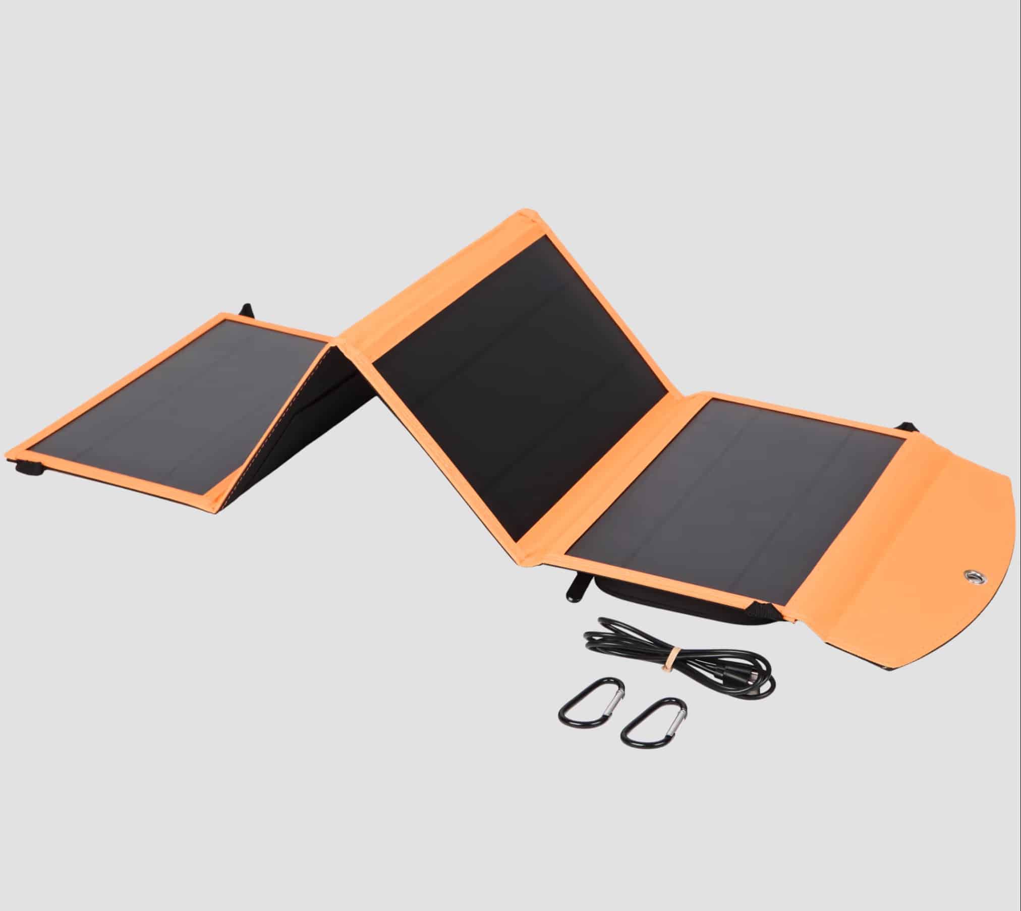 Vingt-huit watts de puissance cachés dans un accessoire ultra-compact qui se glisse partout