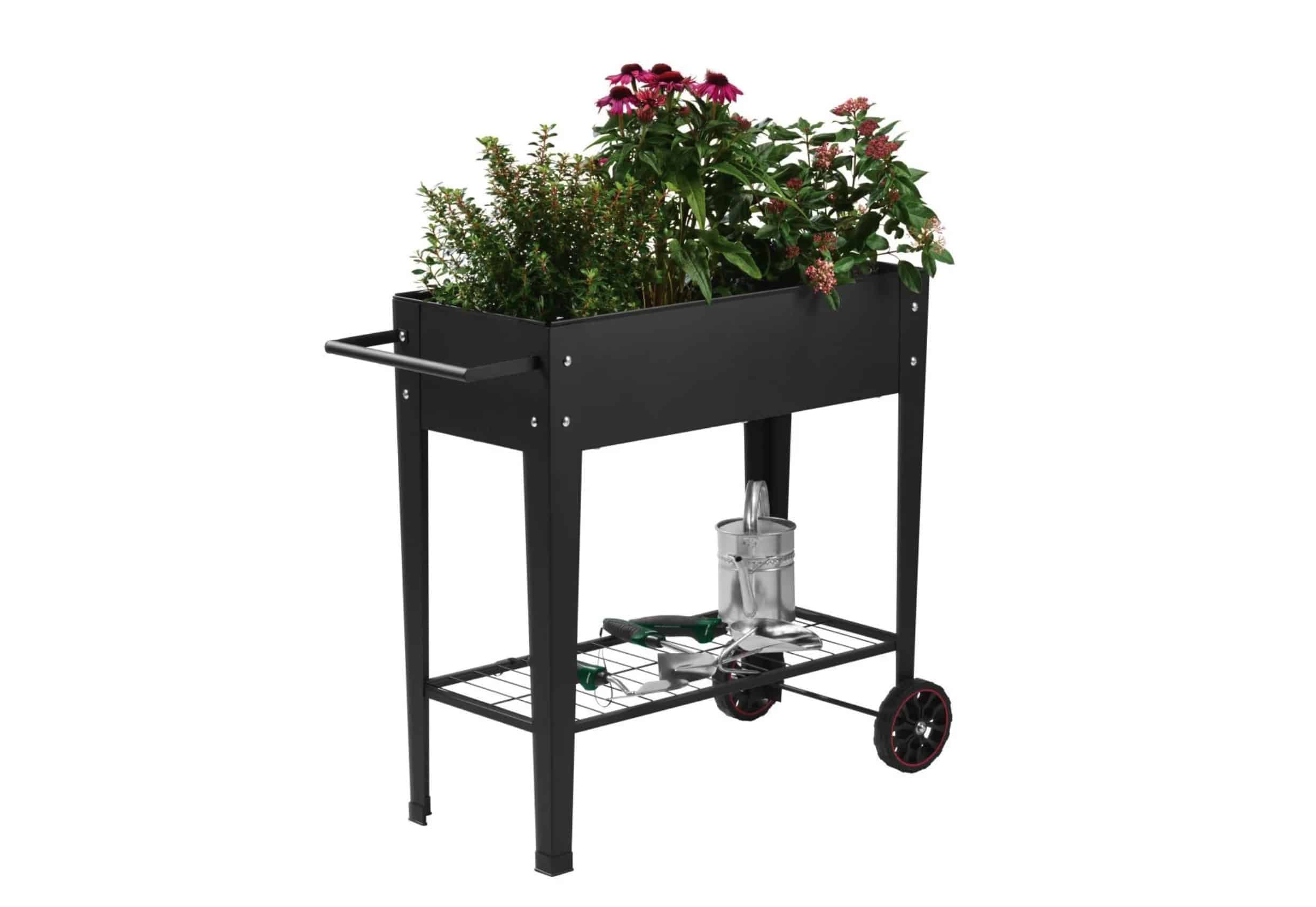 La solution Parkside offre un généreux bac surélevé de 45 litres pour planter ses légumes sans jamais avoir à se pencher
