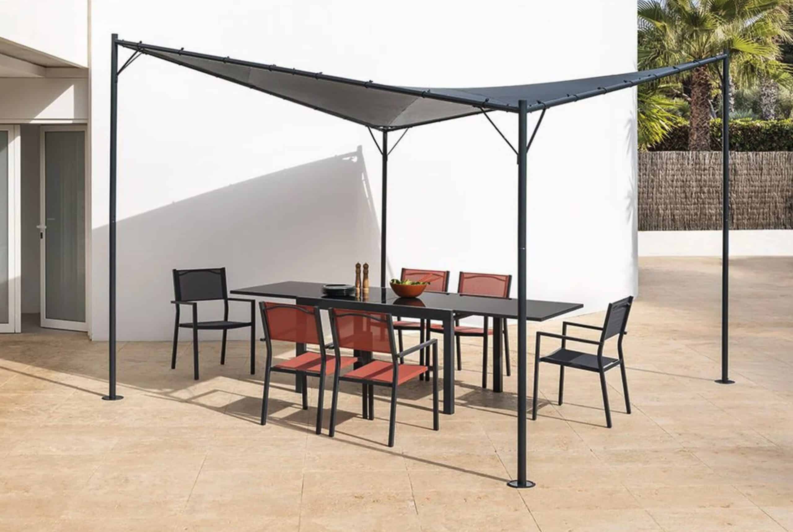 Fini Le Parasol Qui Ne Couvre Quun Coin Du Jardin Cette Tonnelle Gifi Passe A 59 E Au Lieu De 199 E En Soldes Featured