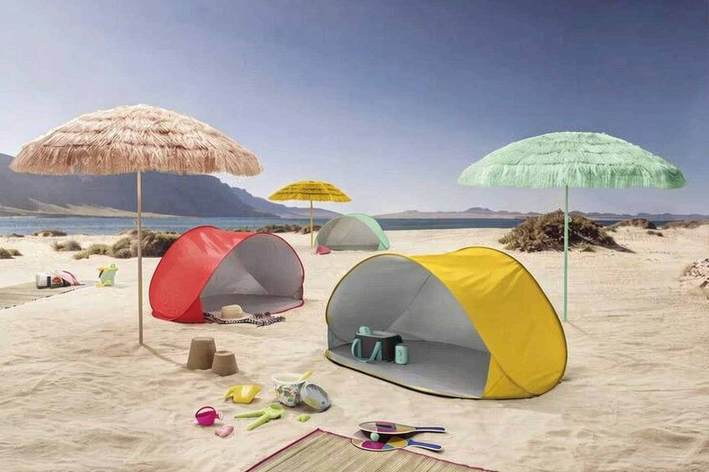 Je Renoncais A La Plage Avec Mes Petits Enfants Tellement Le Parasol Pesait Lourd Cet Abri Gifi A 995 E Tient Plie Dans Un Sac Que Je Porte A Lepaule Featured