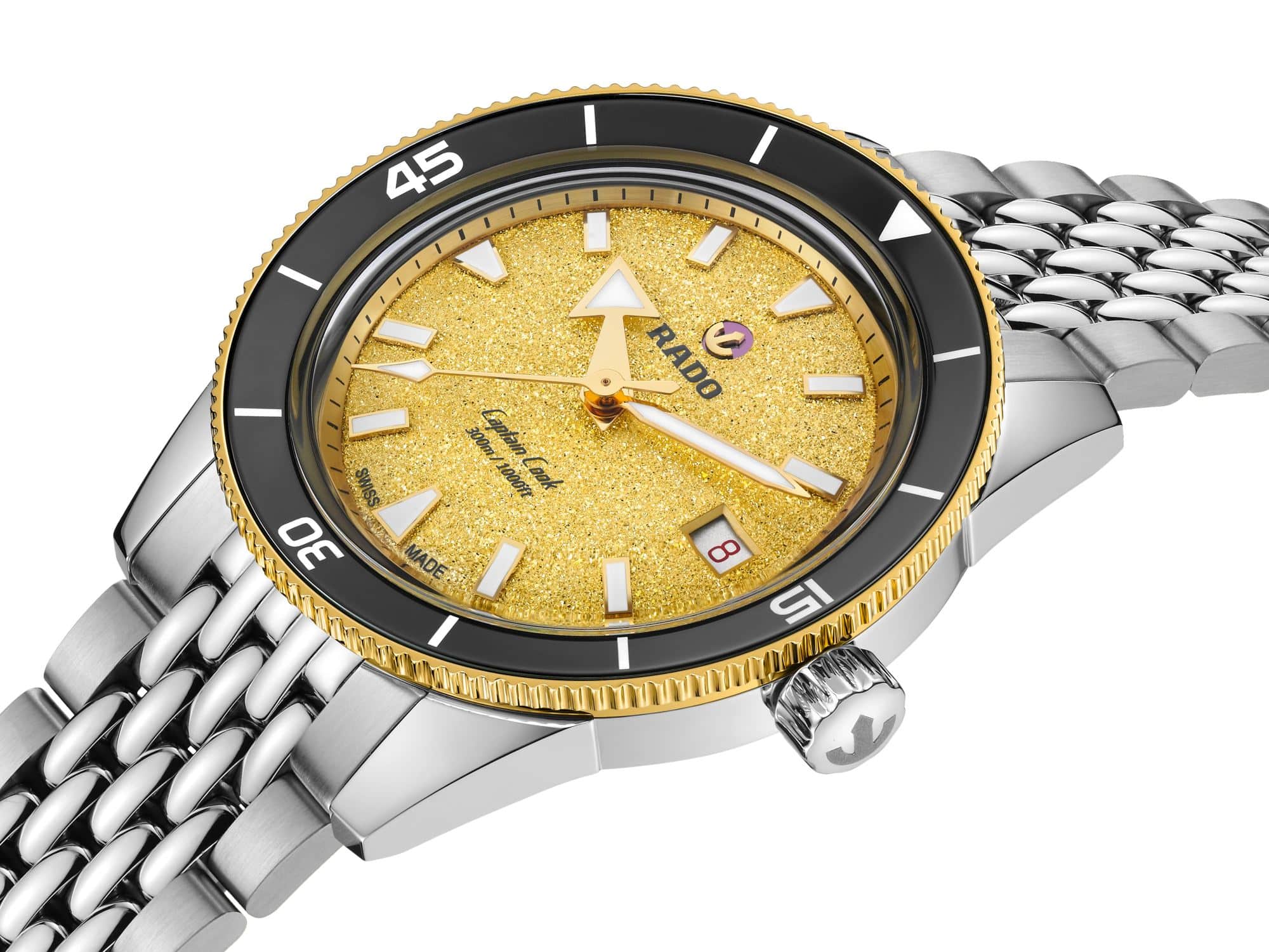 Rado Revisite Sa Captain Cook Avec Une Touche Plus Audacieuse Qui Ne Laisse Pas Indifferent Featured