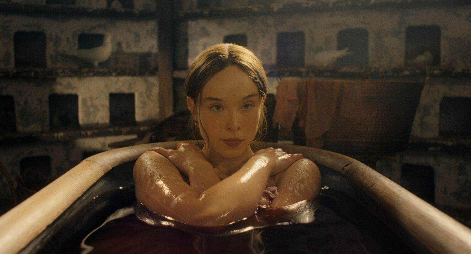Accusee Davoir Tue Ses Parents A La Hache En 1892 Puis Acquittee La Vraie Histoire De Lizzie Borden Que Netflix Porte A Lecran Dans Monstre Le 17 Septembre Featured