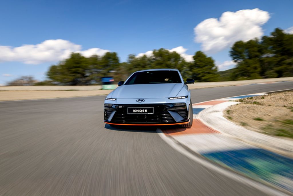 Hyundai Ioniq 6 N Driving Experience Track 128 Wid 1024 Bfc Off