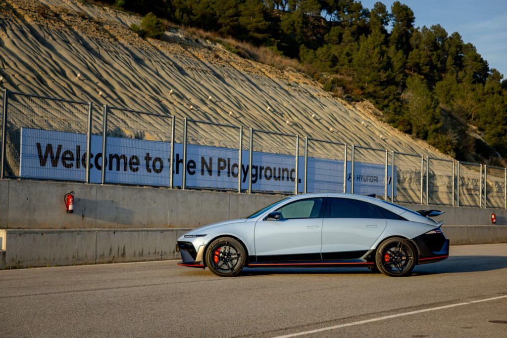 Hyundai Ioniq 6 N Driving Experience Track 202