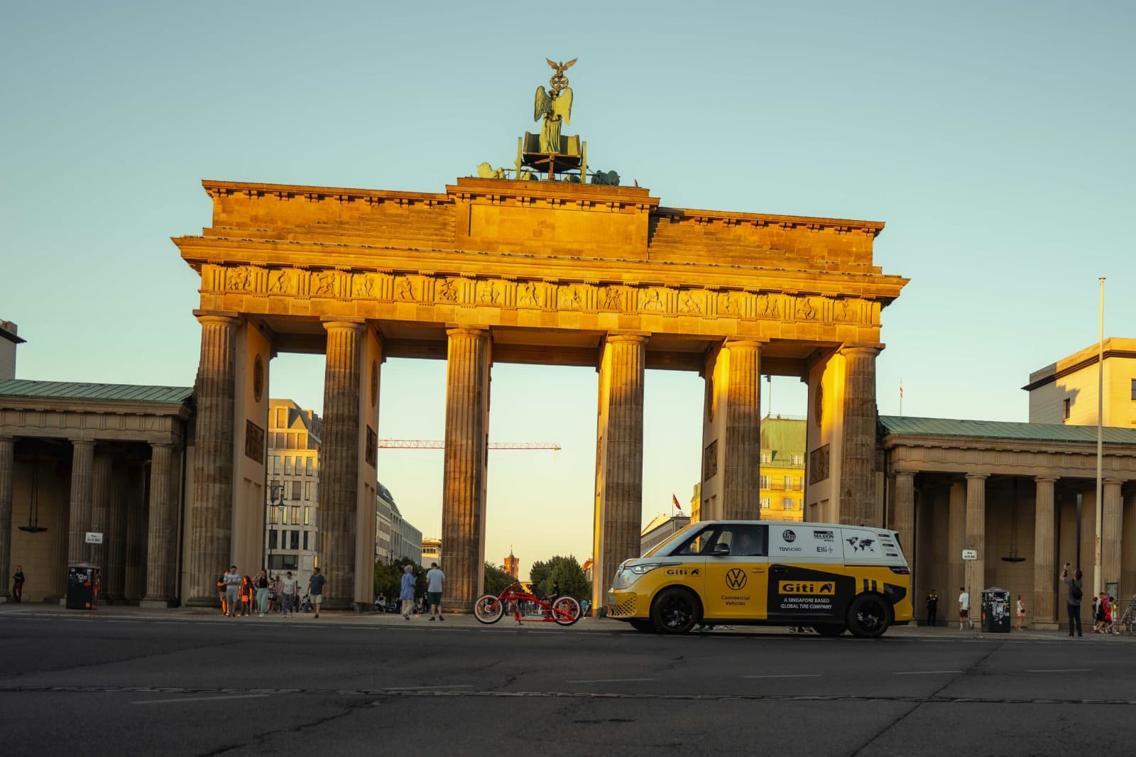 Berlin Id Buzz World Tour