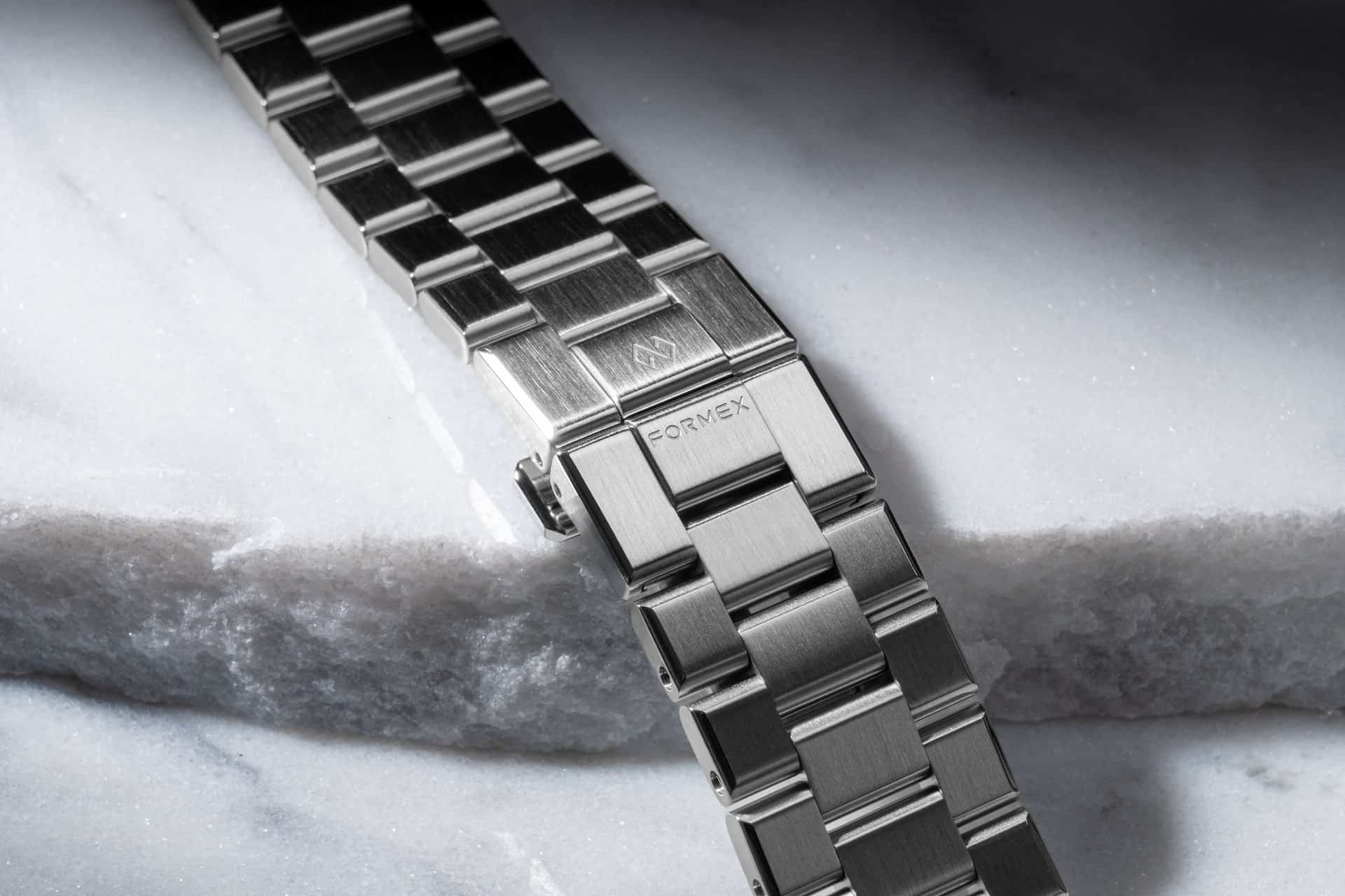 Formex Essence 39 Mm Automatic Cosc Stainless Steel Bracelet 3