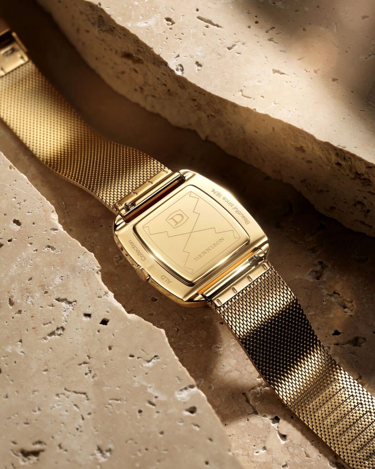 Four Elements Gold Caseback