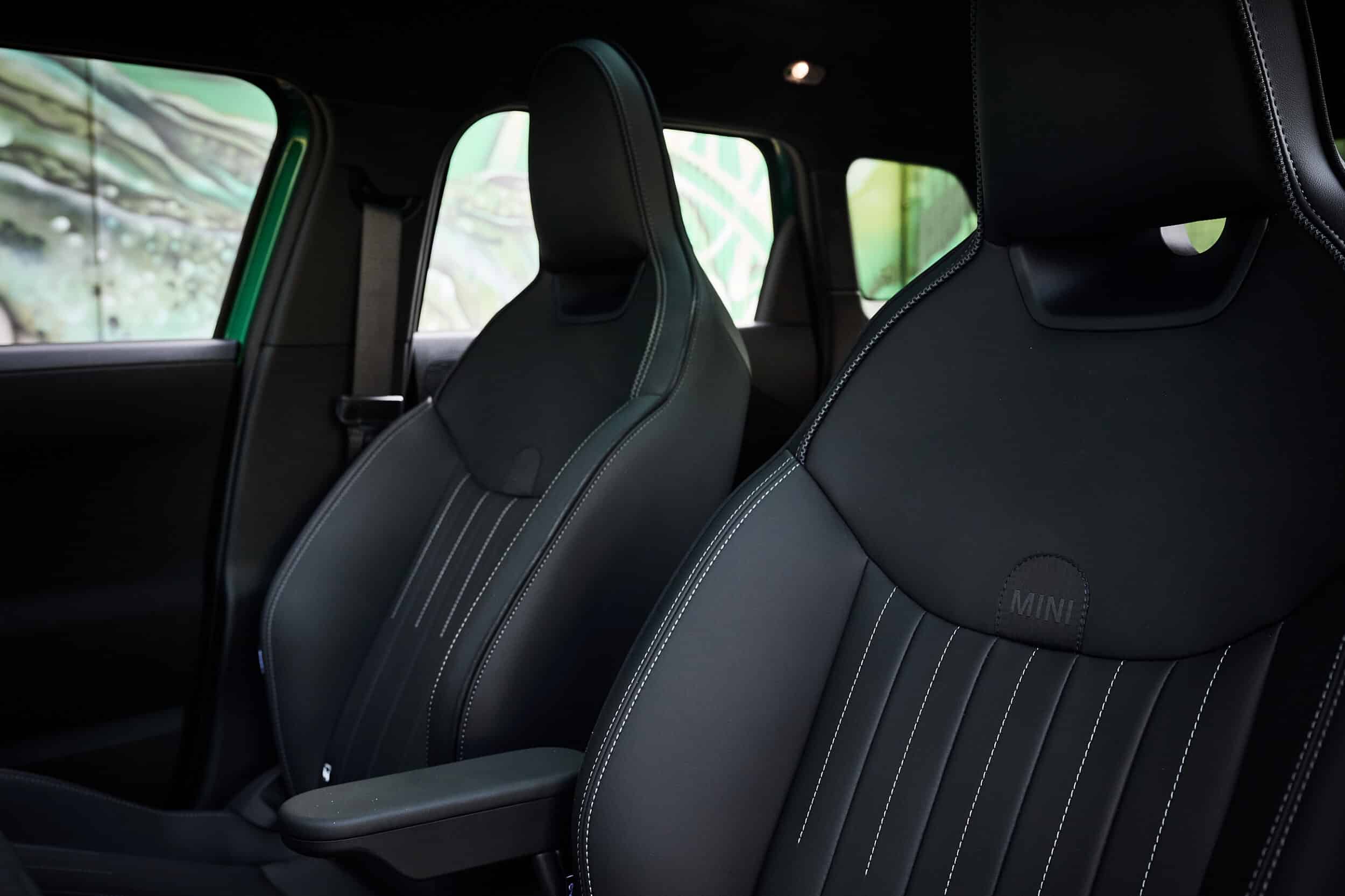 Mini Jcw Aceman E B8470
