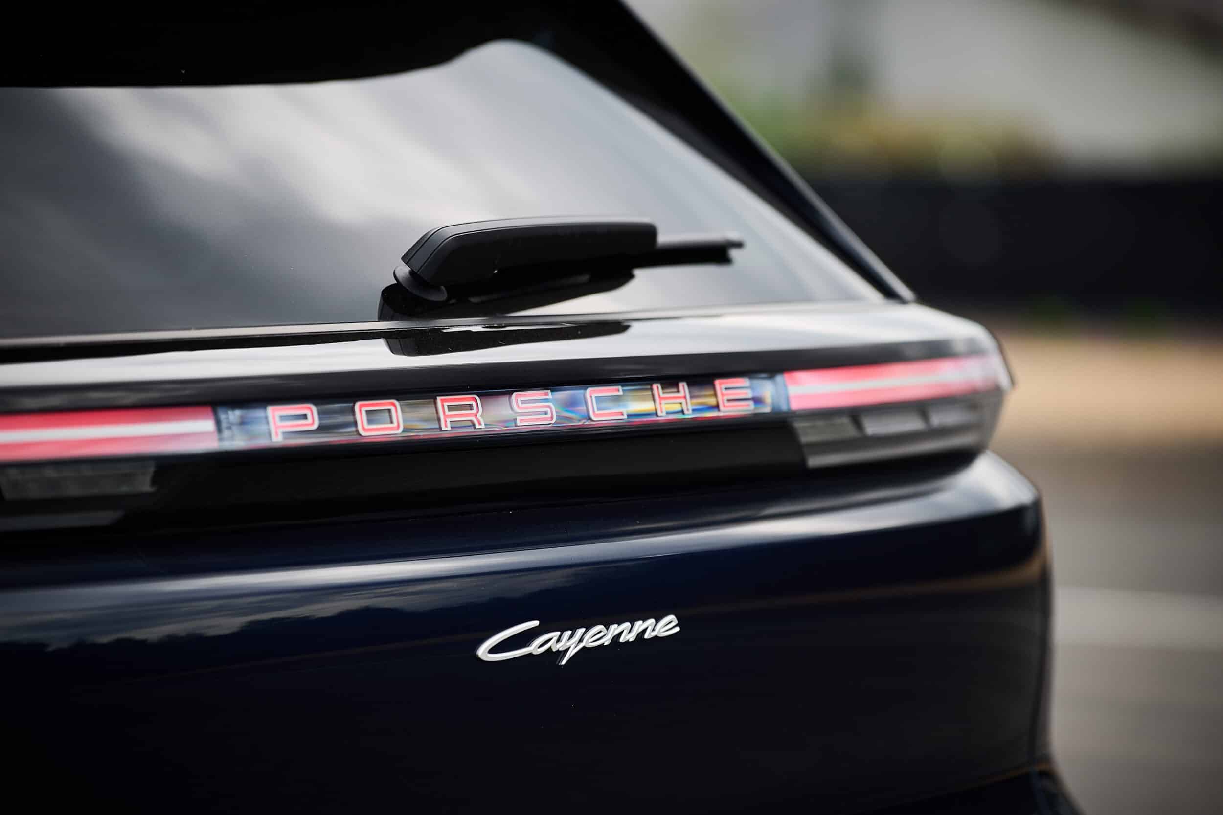 Porsche Cayenne Electric 2565