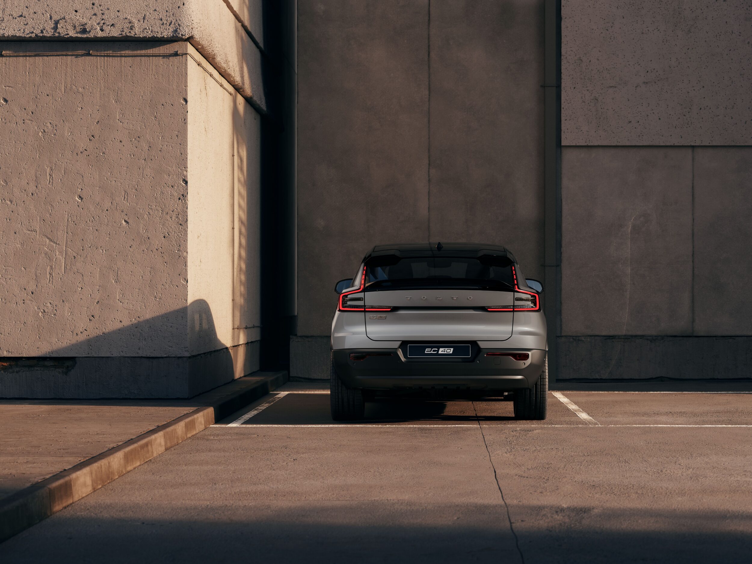 The New Volvo Ec40 Exterior Fullrear
