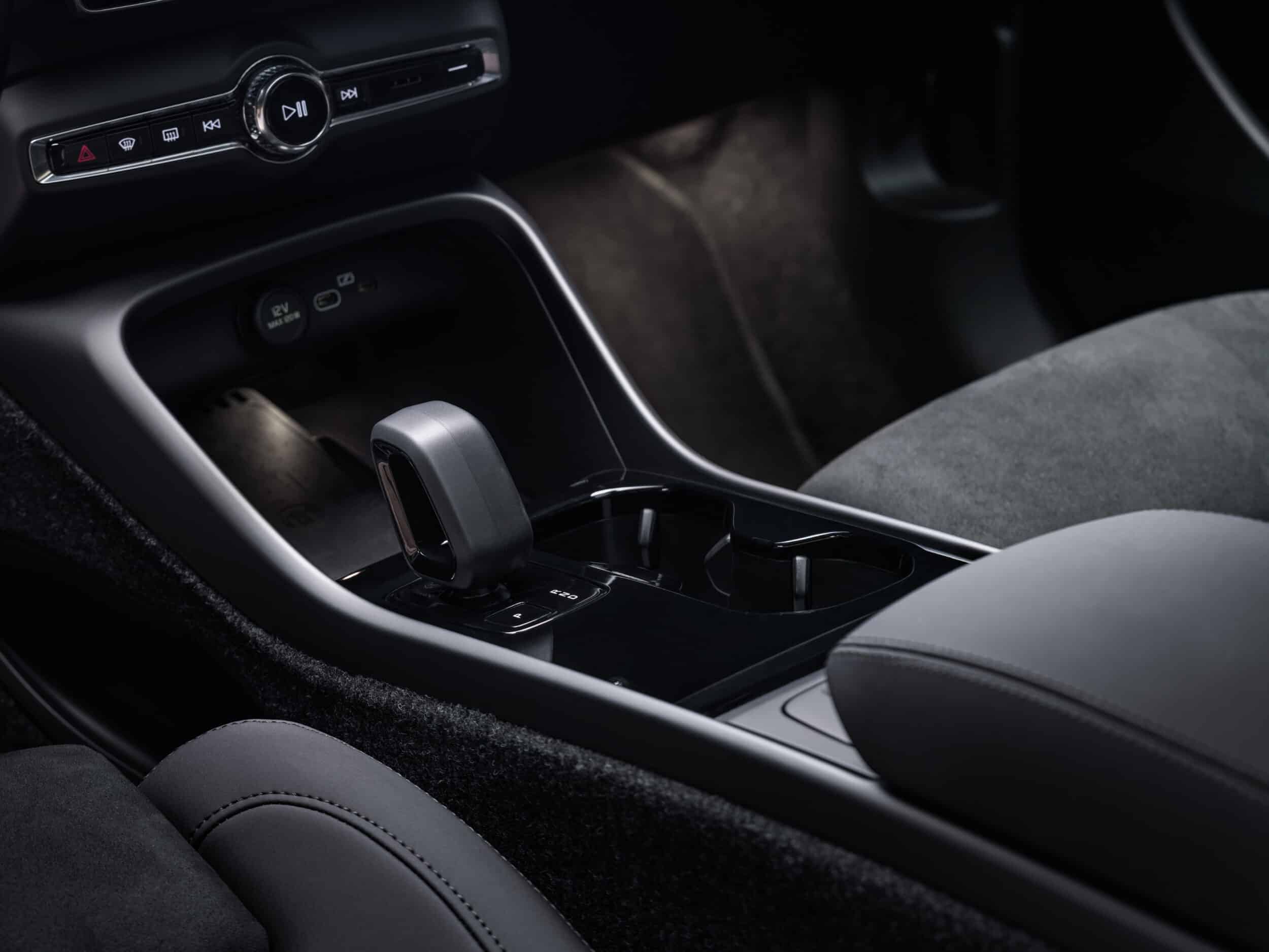 The New Volvo Ex40 Centre Console