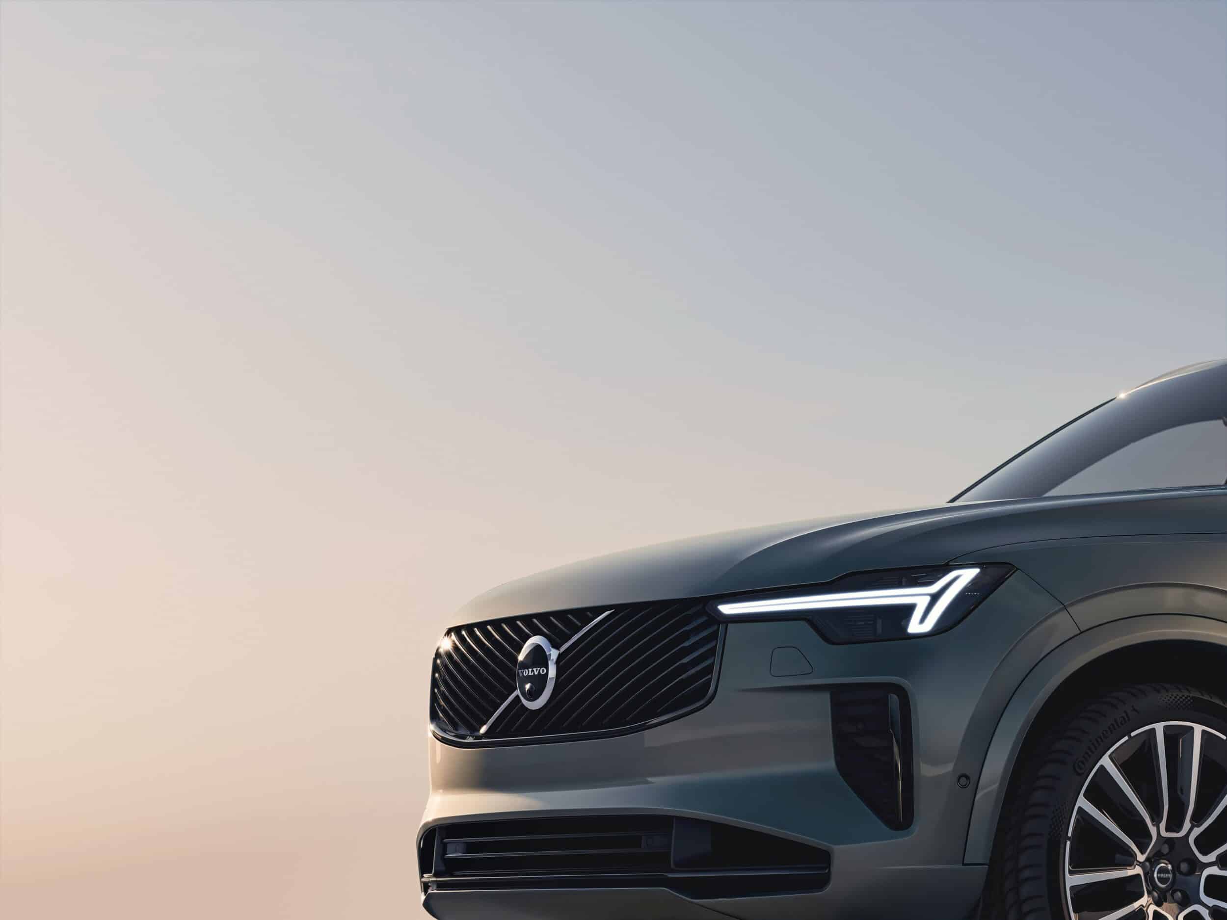 The Volvo Xc90 Detail Front