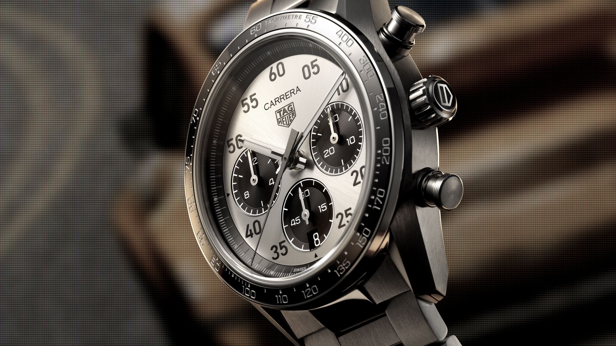 Pourquoi Le Nouveau Format De La Montre Tag Heuer Carrera Fait Toute La Difference Au Poignet Featured
