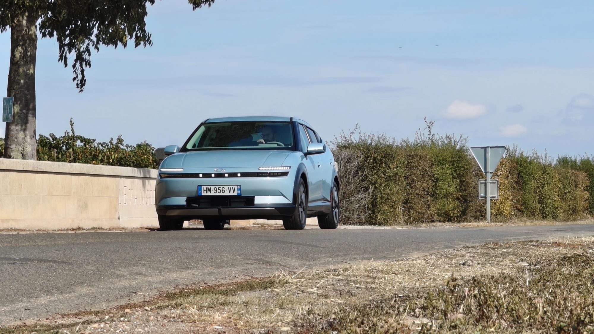 Avec Sa Nouvelle Ioniq 3 Electrique Hyundai Pourrait Faire Changer Davis Ceux Qui Restent Fideles A Leur Voiture Essence Featured