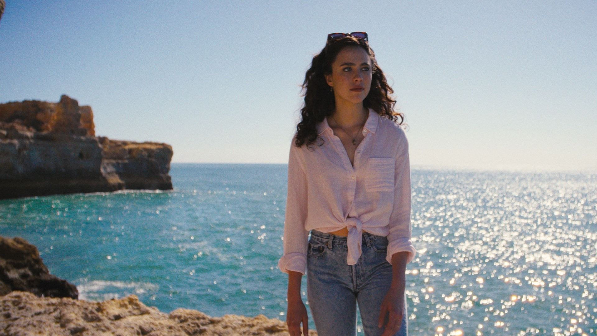 Cette Nouvelle Romance Avec Margaret Qualley Est Disponible Sur Prime Video Mais Preparez Vous A Pleurer Featured