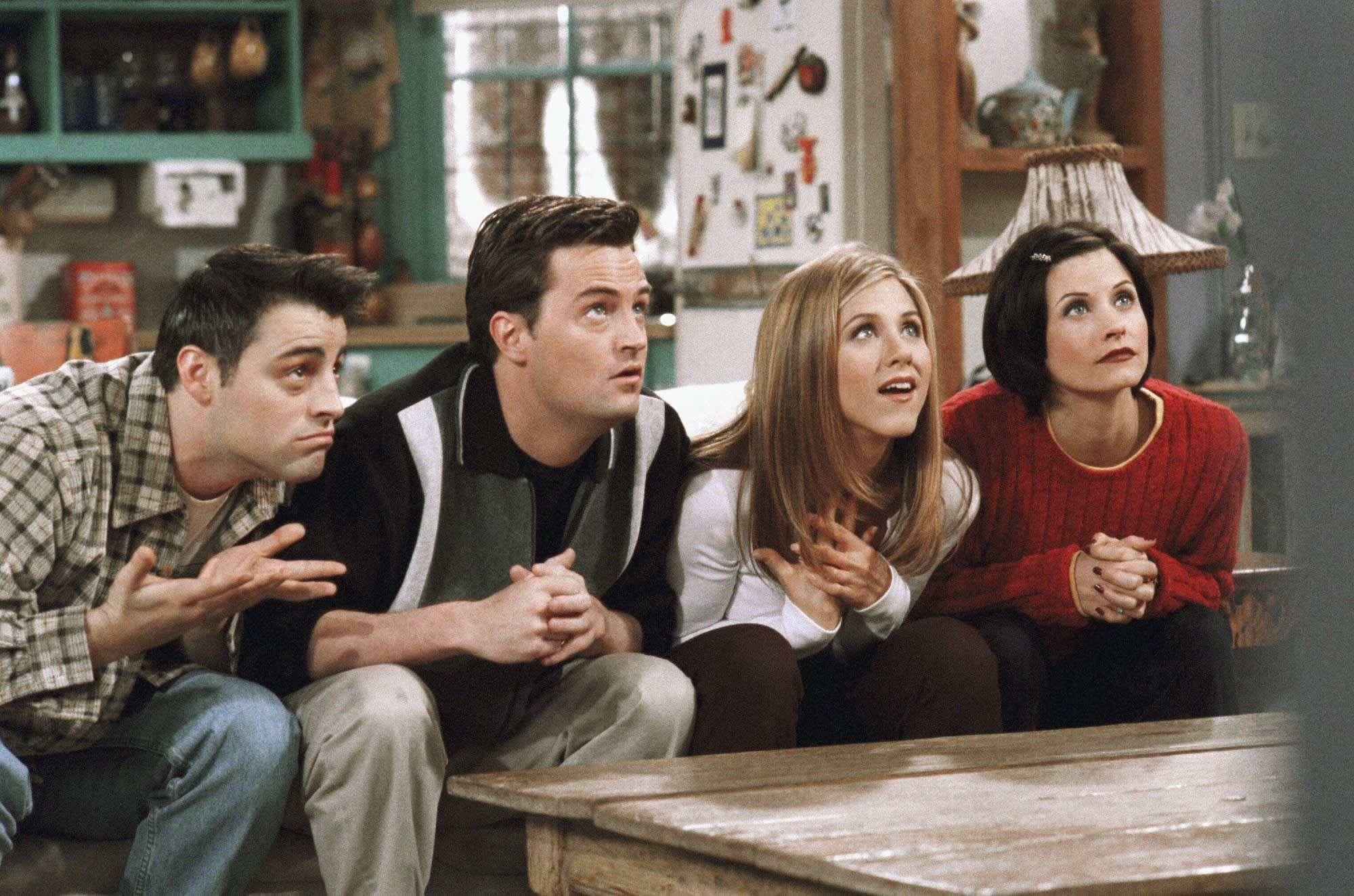 Pourquoi De Plus En Plus Dados Regardent En Boucle Cette Sitcom Des Annees 90 Que Vous Connaissez Par Coeur Featured